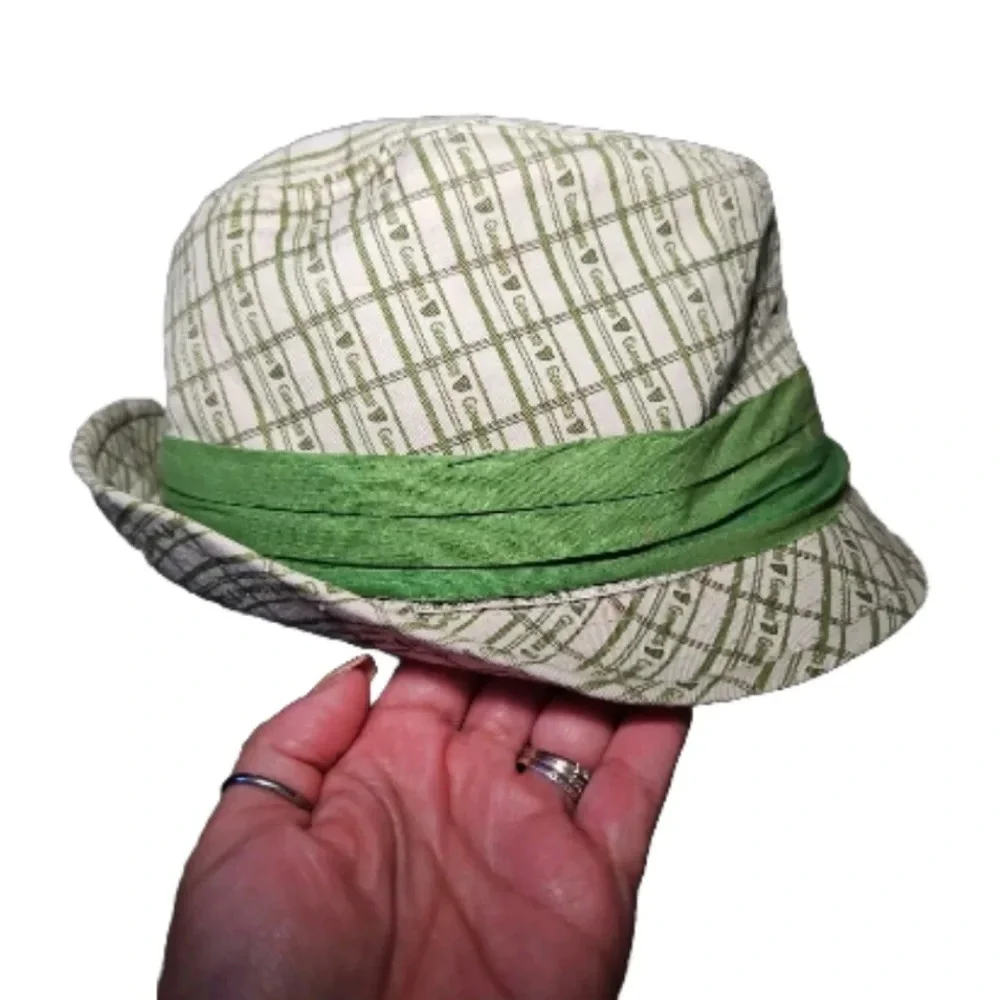 Guinness Unisex Official Merchandise Green Plaid Short Brim Fedora Hat Size M/L